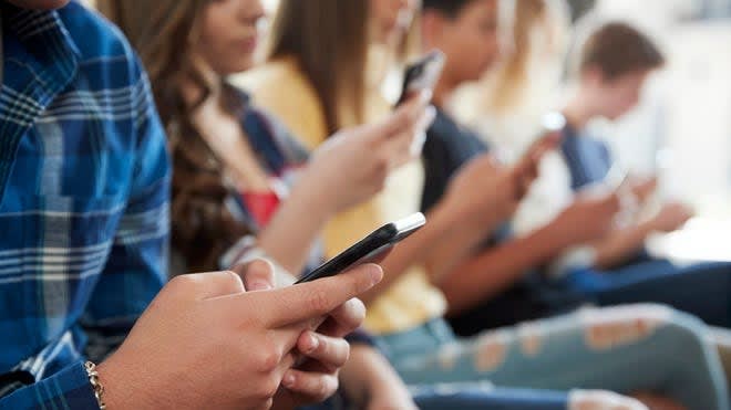 Menos pantalla y más convivencia: UdeG pondrá a prueba estrategia para recuperar la atención de sus&nbsp;estudiantes