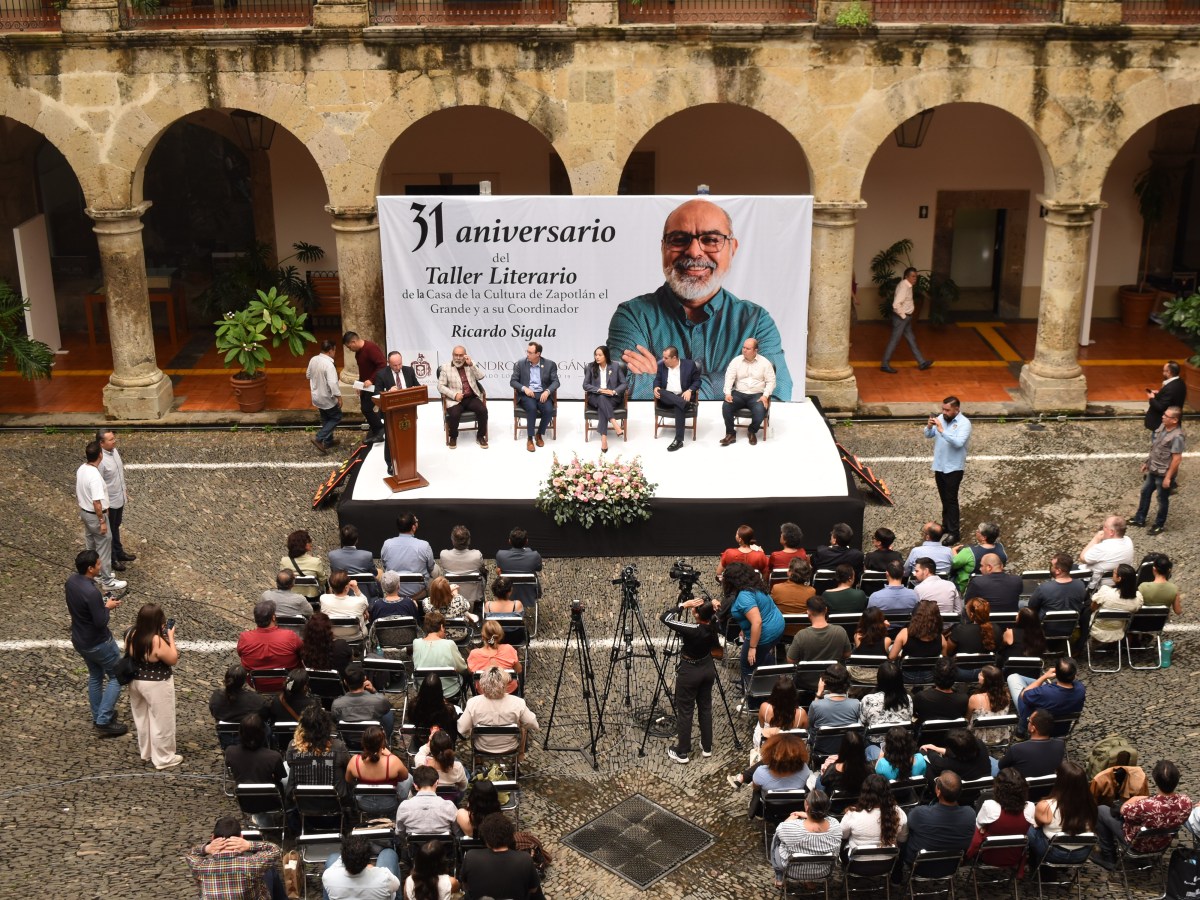Tres décadas de palabras, cuentos, poesía, ensayo y Ricardo Sigala: la fiesta literaria de&nbsp;Zapotlán