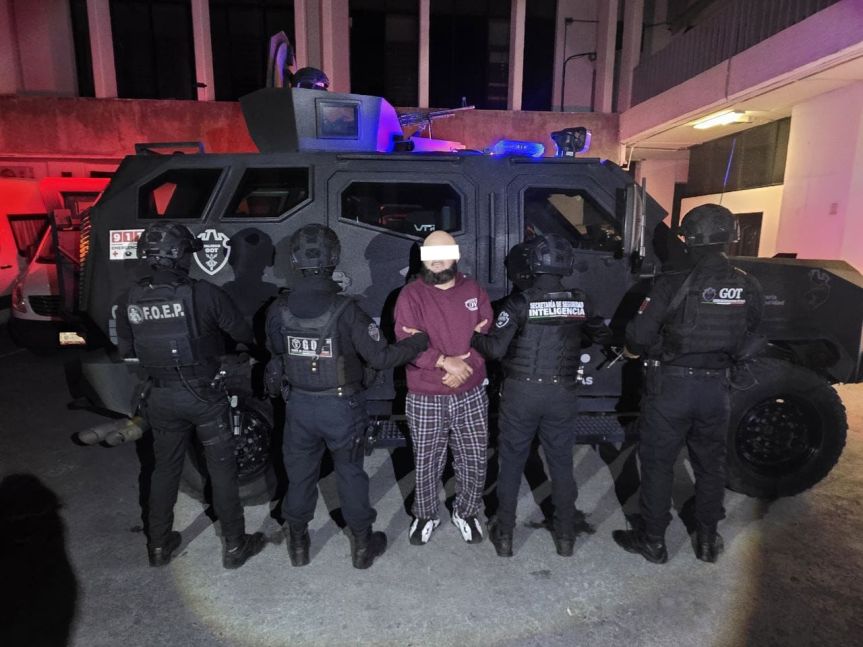 Detienen en Jalisco a presuntos defraudadores buscados por el FBI (Video 🎥)