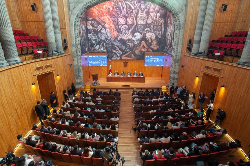 La FIL Guadalajara celebra 40 años leyendo el&nbsp;mundo
