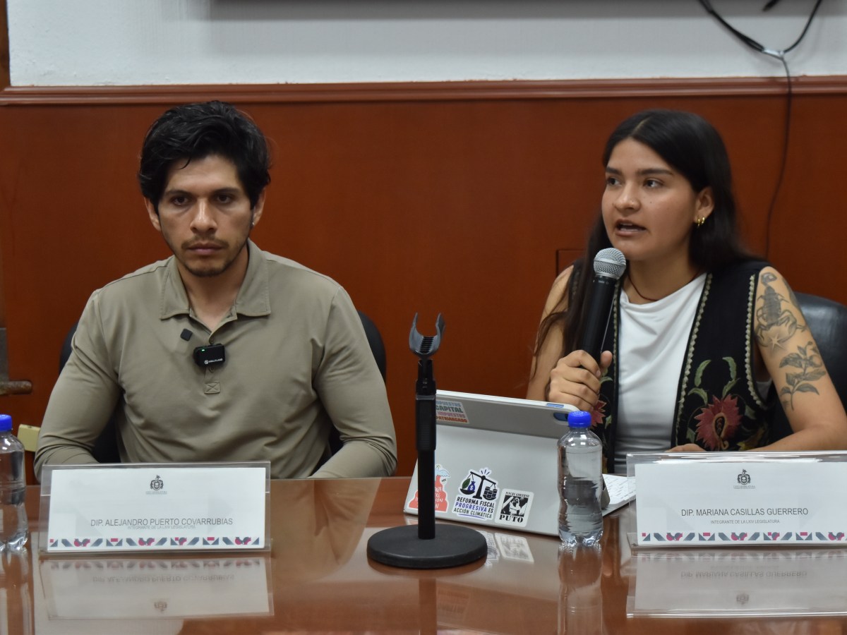 Mariana Casillas y Alejandro Puerto van contra la represión por marcha del agua; buscan responsabilidades de&nbsp;funcionarios