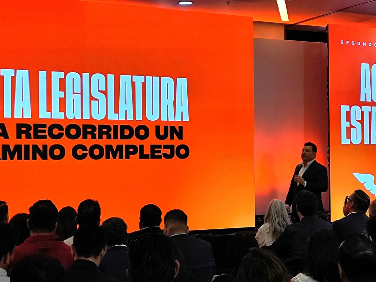 Omar Cervantes pone techo, trabajo y paz en el centro de su segundo&nbsp;informe
