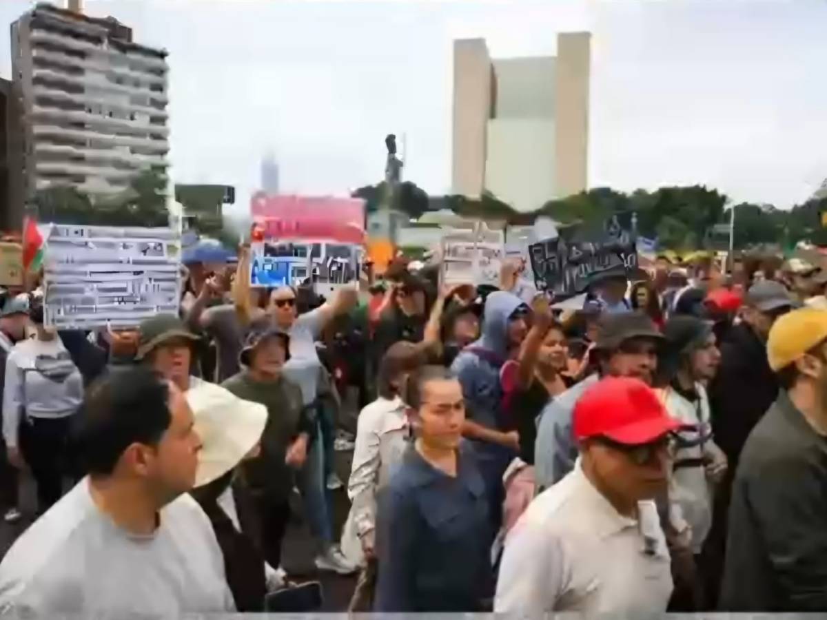 Chema Martínez condena represión en megamarcha por el agua en guadalajara; exige liberación de&nbsp;detenidos
