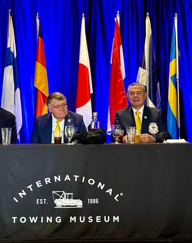 Enrique Dueñas Rodríguez ingresa al Salón de la Fama Internacional de la industria de grúas y&nbsp;salvamento